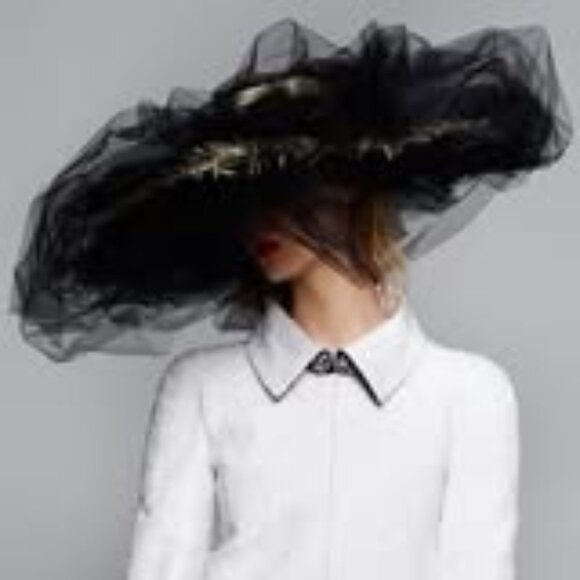 BURBERRY Sweater a touch love size M - Picture 1 of 1